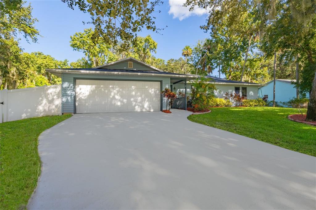 1319 ORANGE TREE DRIVE