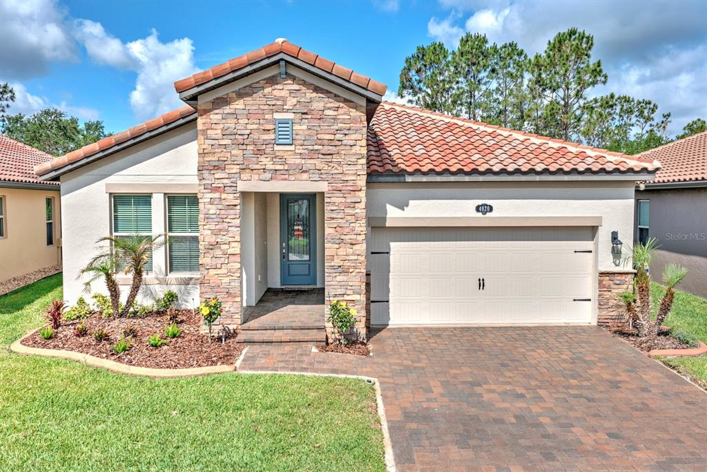 4020 PRIMA LAGO CIRCLE