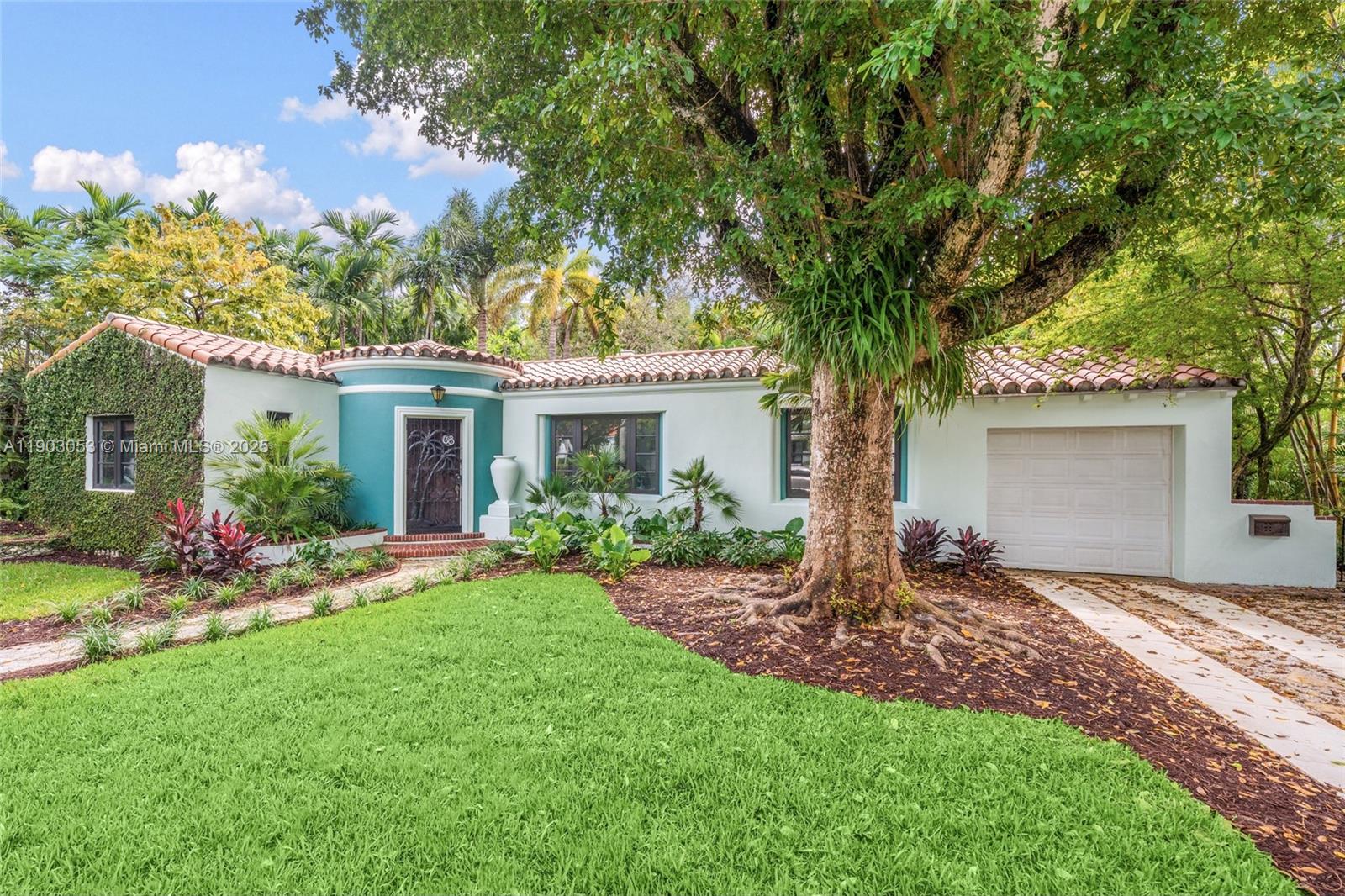 658 NE 73rd St, Miami FL 33138