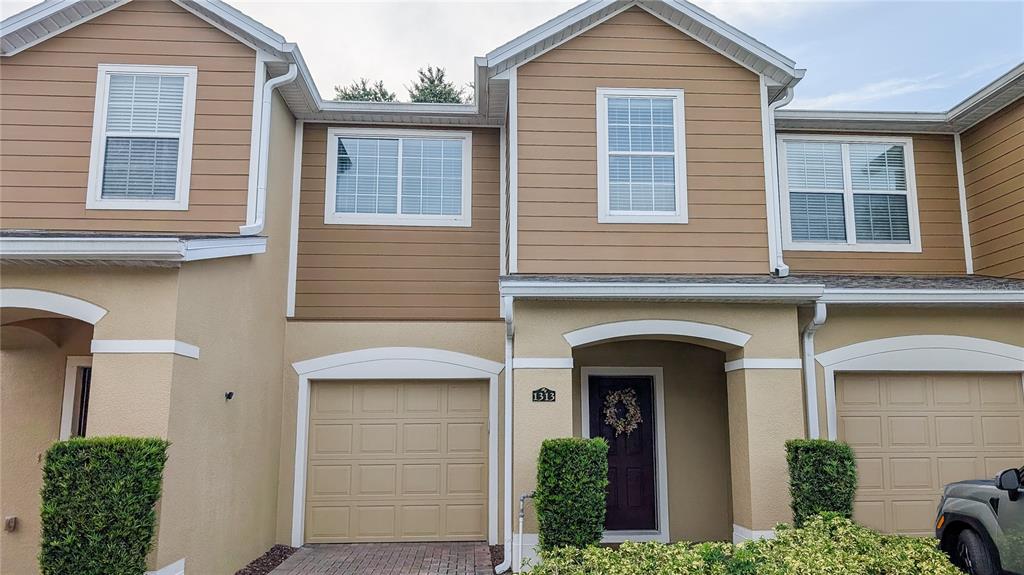 1313 HERITAGE COMMONS DRIVE