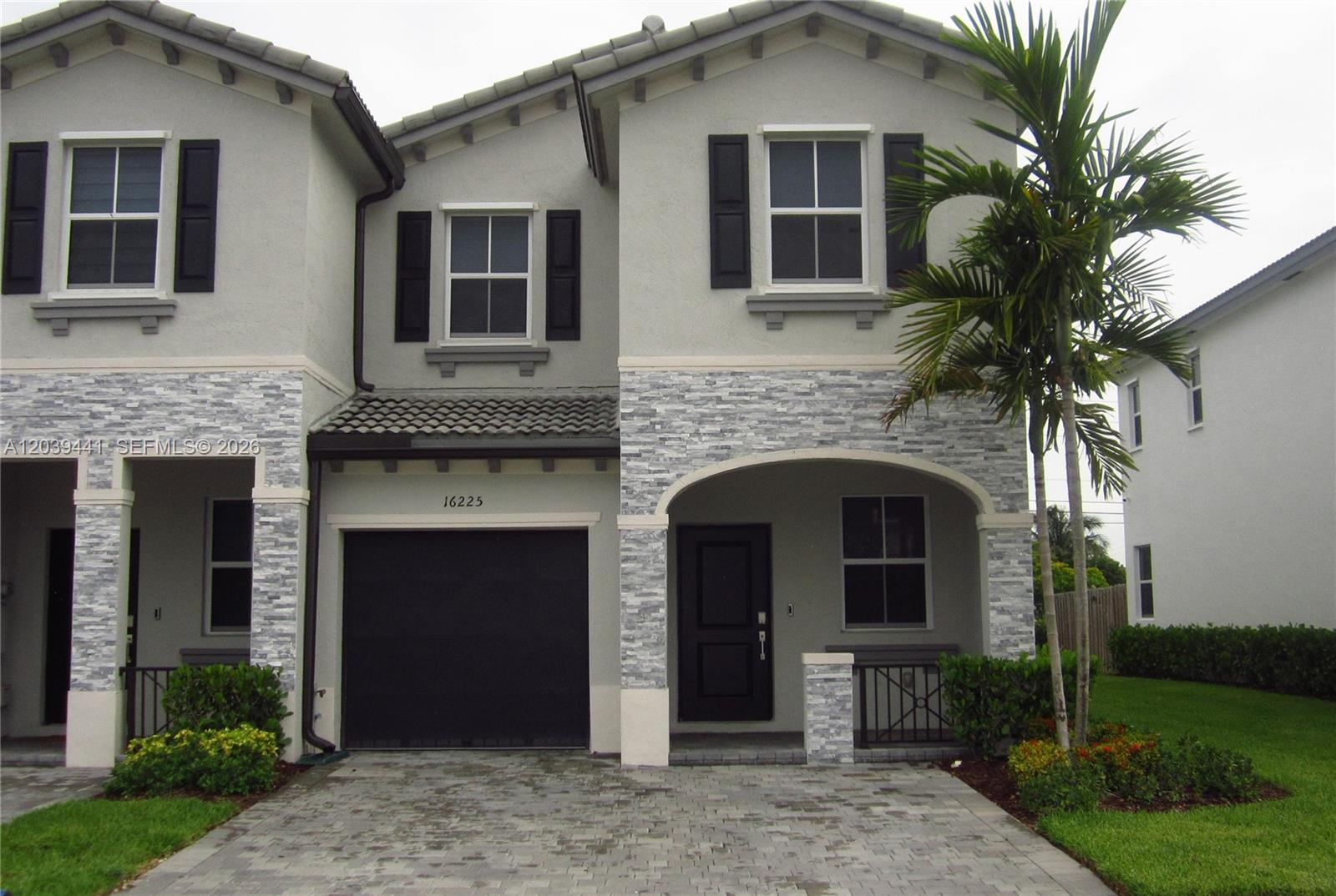 16225 SW 288th Ter, Homestead FL 33033