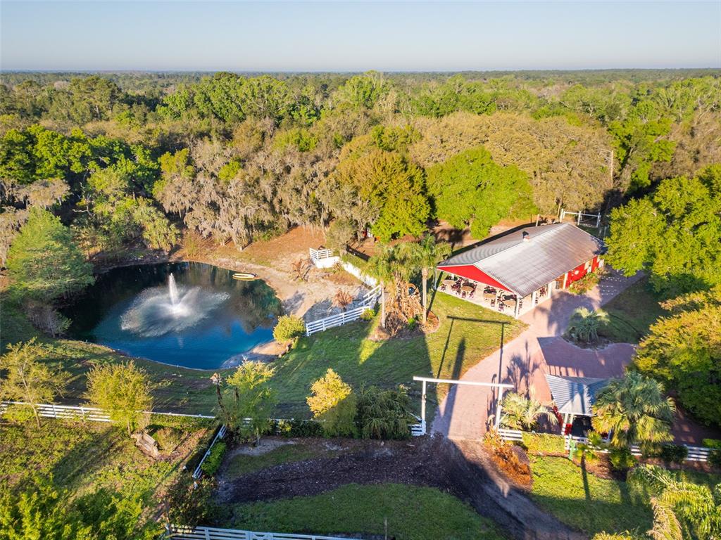 280 CAMPBELL RANCH RUN, GENEVA, FL — photo 4 of 30