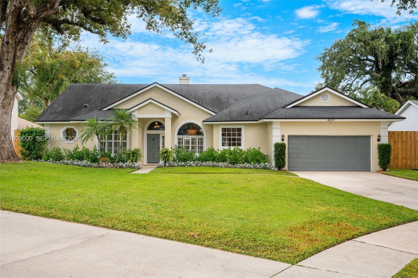4231 Inwood Landing Dr, Orlando FL 32812