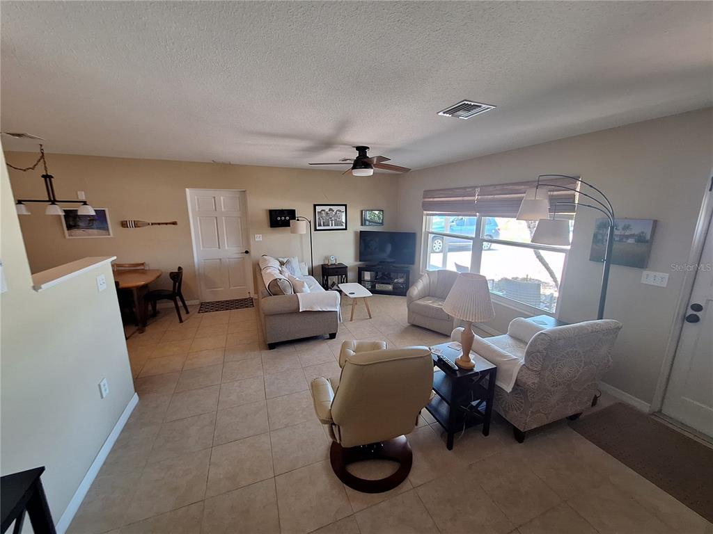 1541 CREST DRIVE, ENGLEWOOD, FL — photo 3 of 30