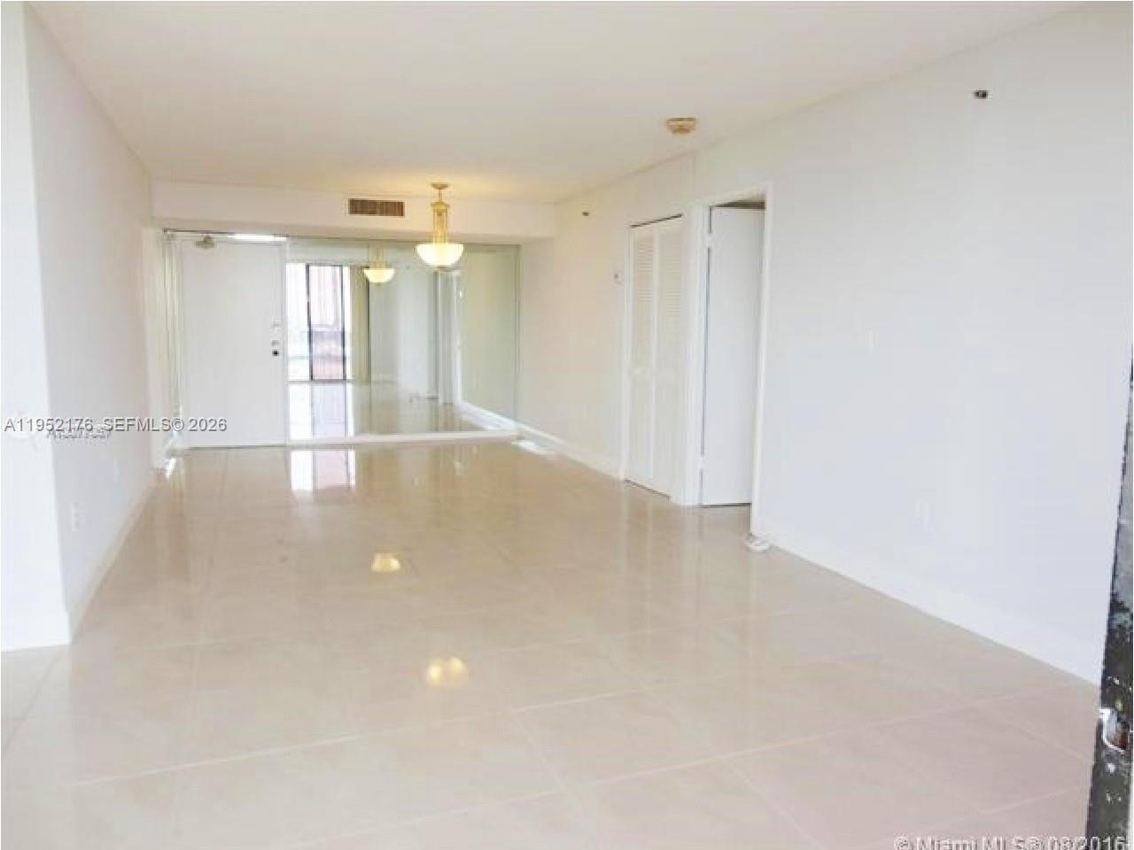 SUNNY ISLES BEACH, FL — photo 3 of 12