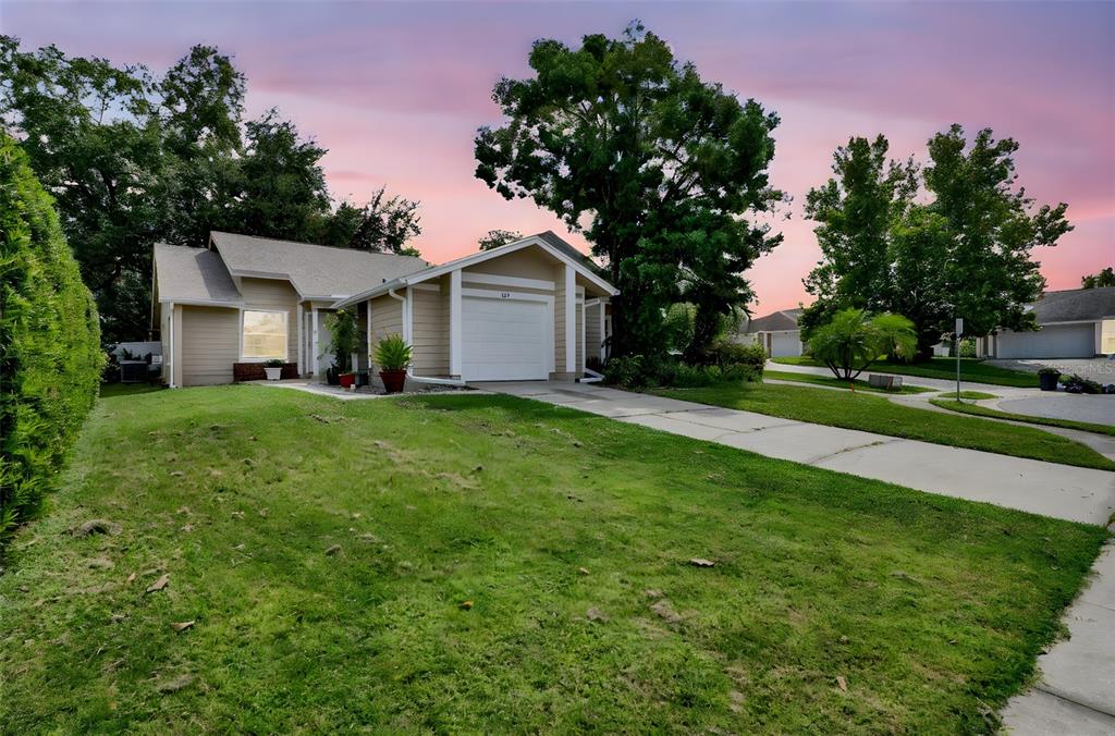 419 POPLAR COURT