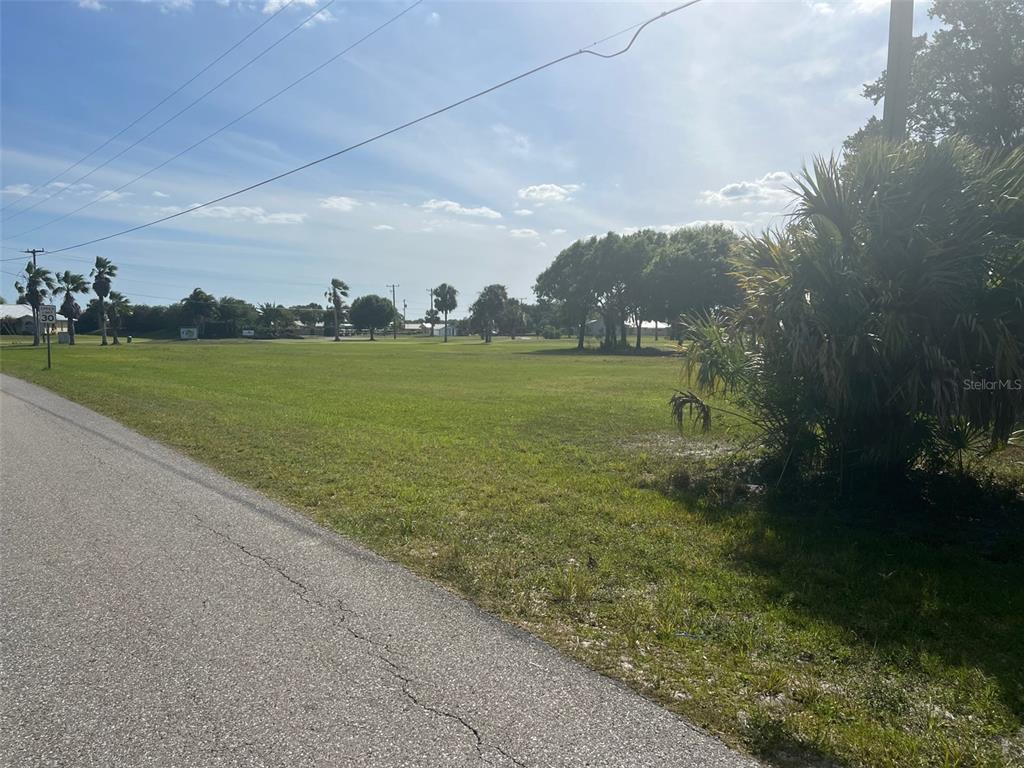 8104 SW LIVERPOOL ROAD, ARCADIA, FL — photo 5 of 6