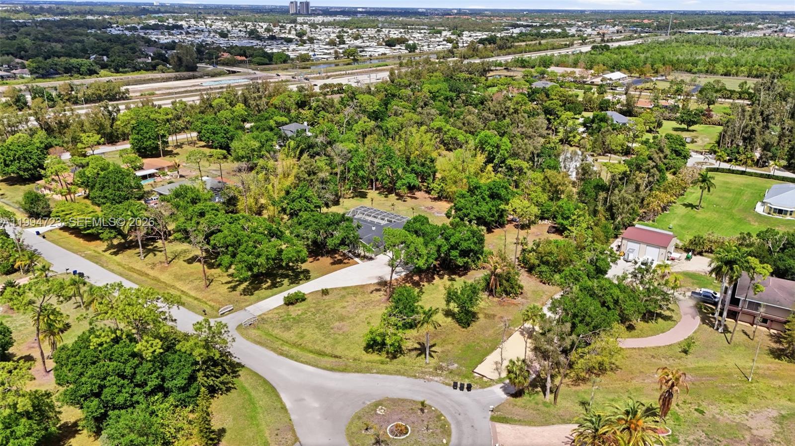 6227 Foxfire LN, Fort Myers FL 33912