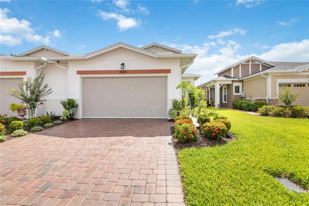 2503 YELLOW BRICK ROAD