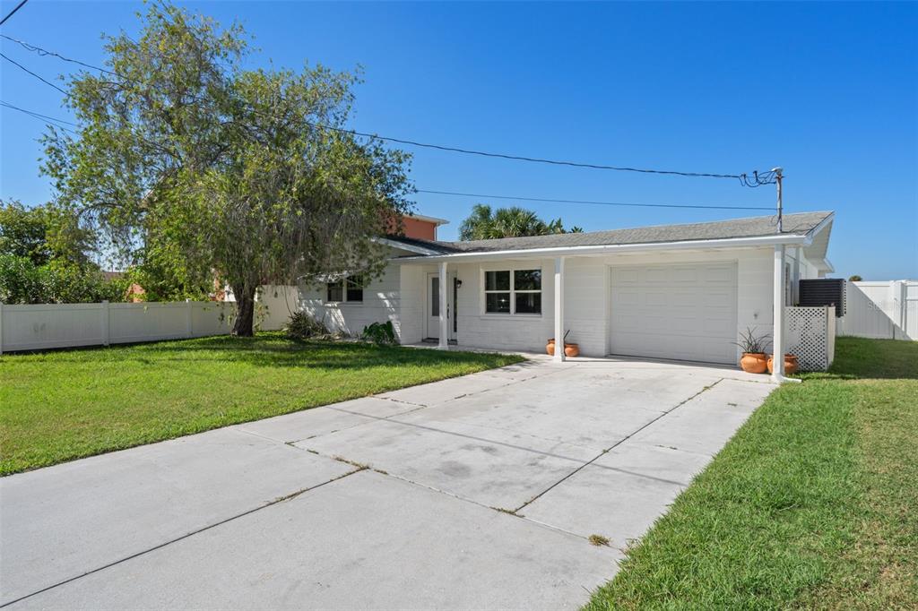 13611 EVELANE DRIVE, HUDSON, FL — photo 2 of 30