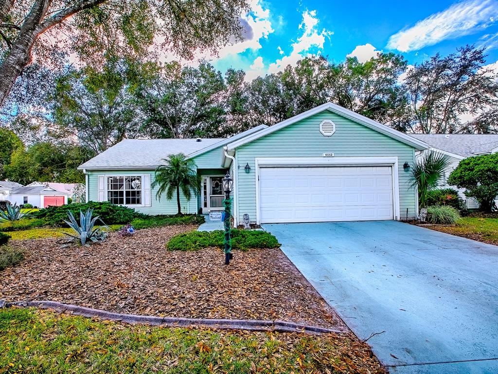 4552 PEACH TREE STREET