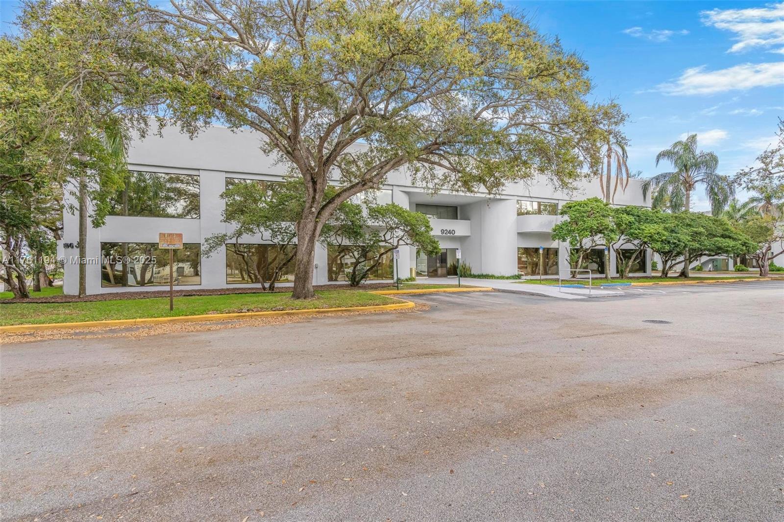 9240 SW 72nd St # 238, Miami FL 33173