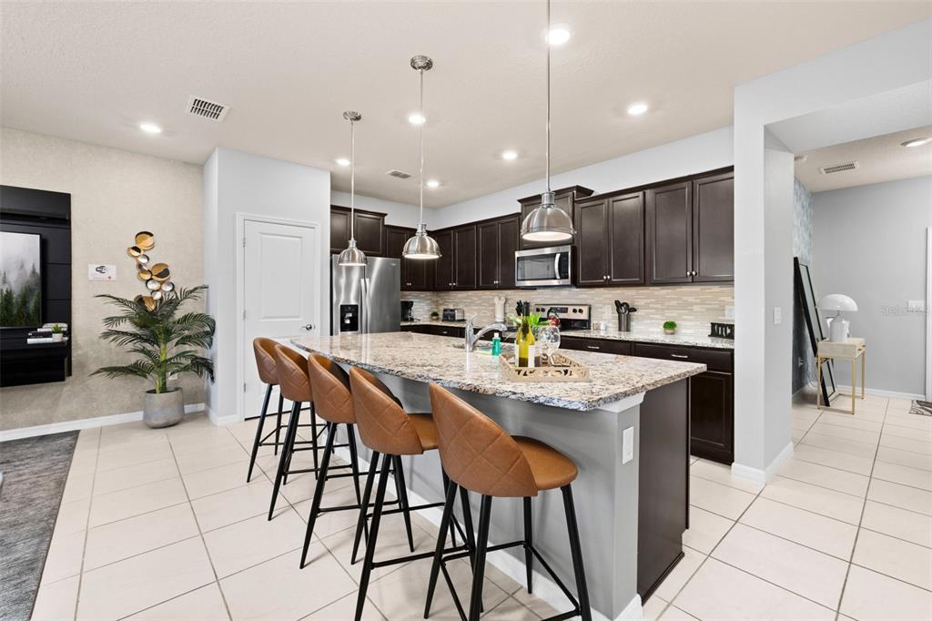 971 PARADISE DRIVE, DAVENPORT, FL — photo 5 of 30