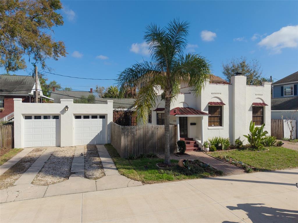 225 HIBISCUS COURT