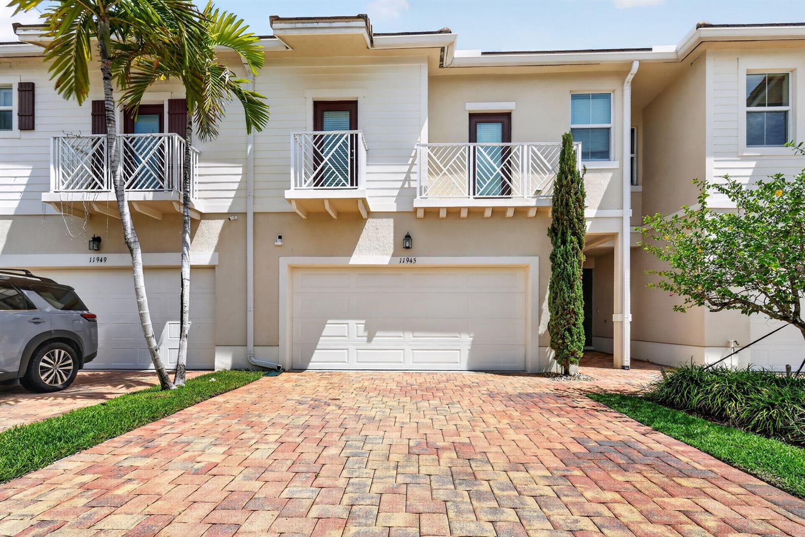 11945 Park Central, Royal Palm Beach FL 33411