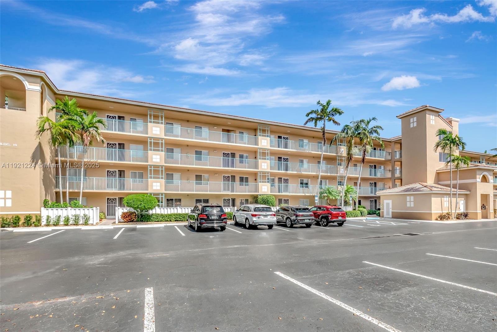 12565 Imperial Isle Dr # 204, Boynton Beach FL 33437