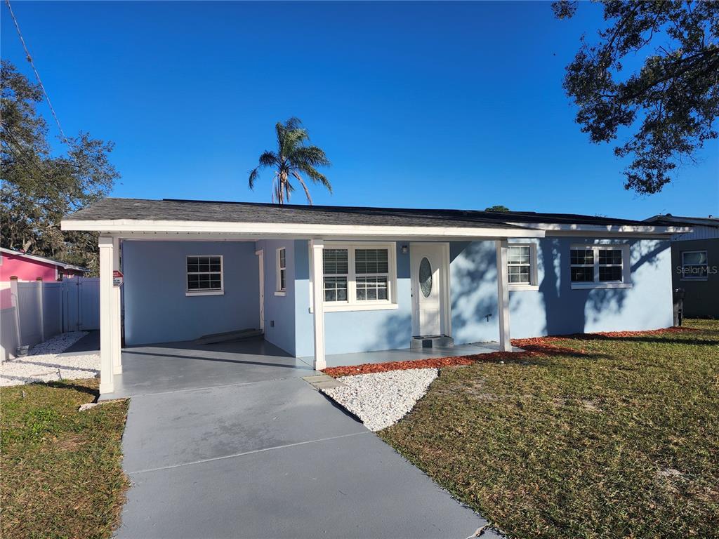 8611 CHINABERRY DRIVE