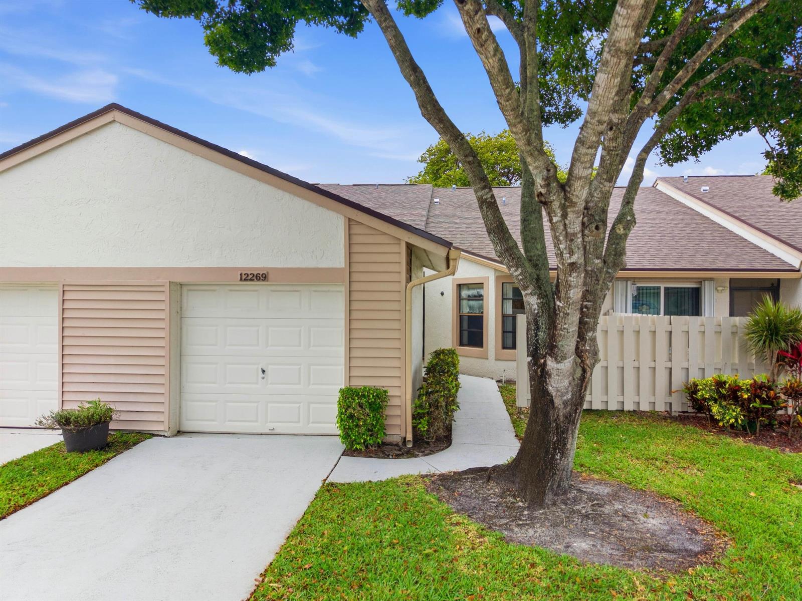 12269 Country Greens Boulevard, Boynton Beach FL 33437