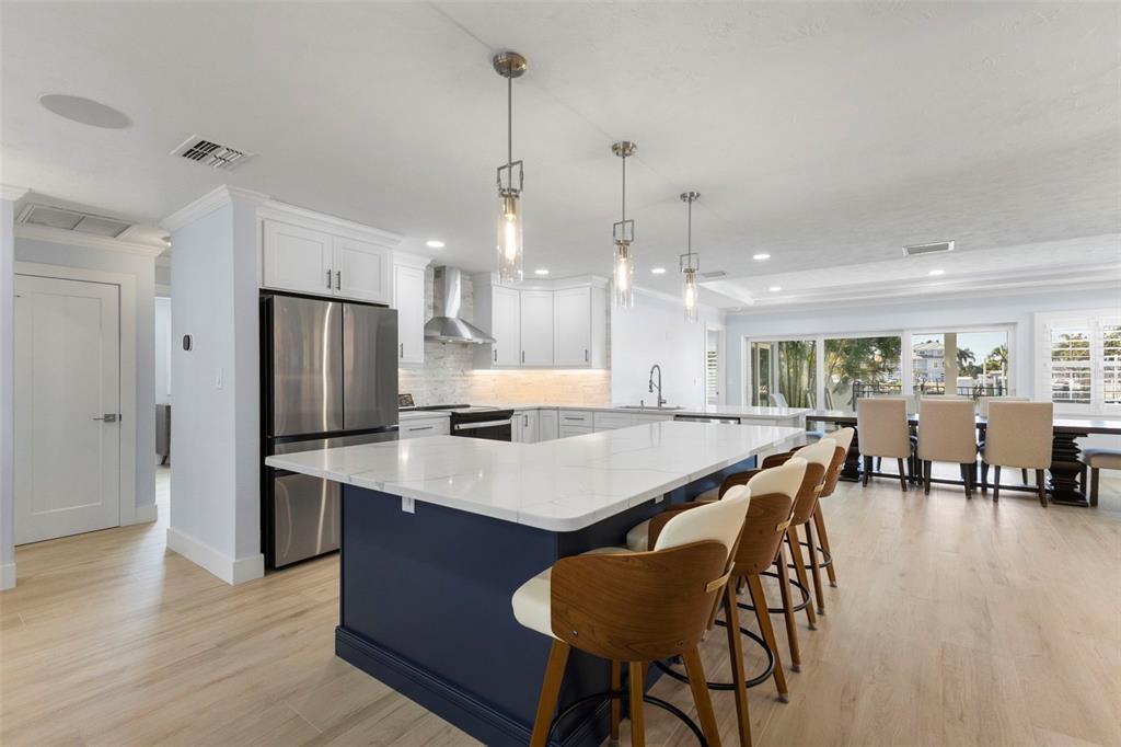 312 WESTWINDS DRIVE, PALM HARBOR, FL — photo 4 of 30