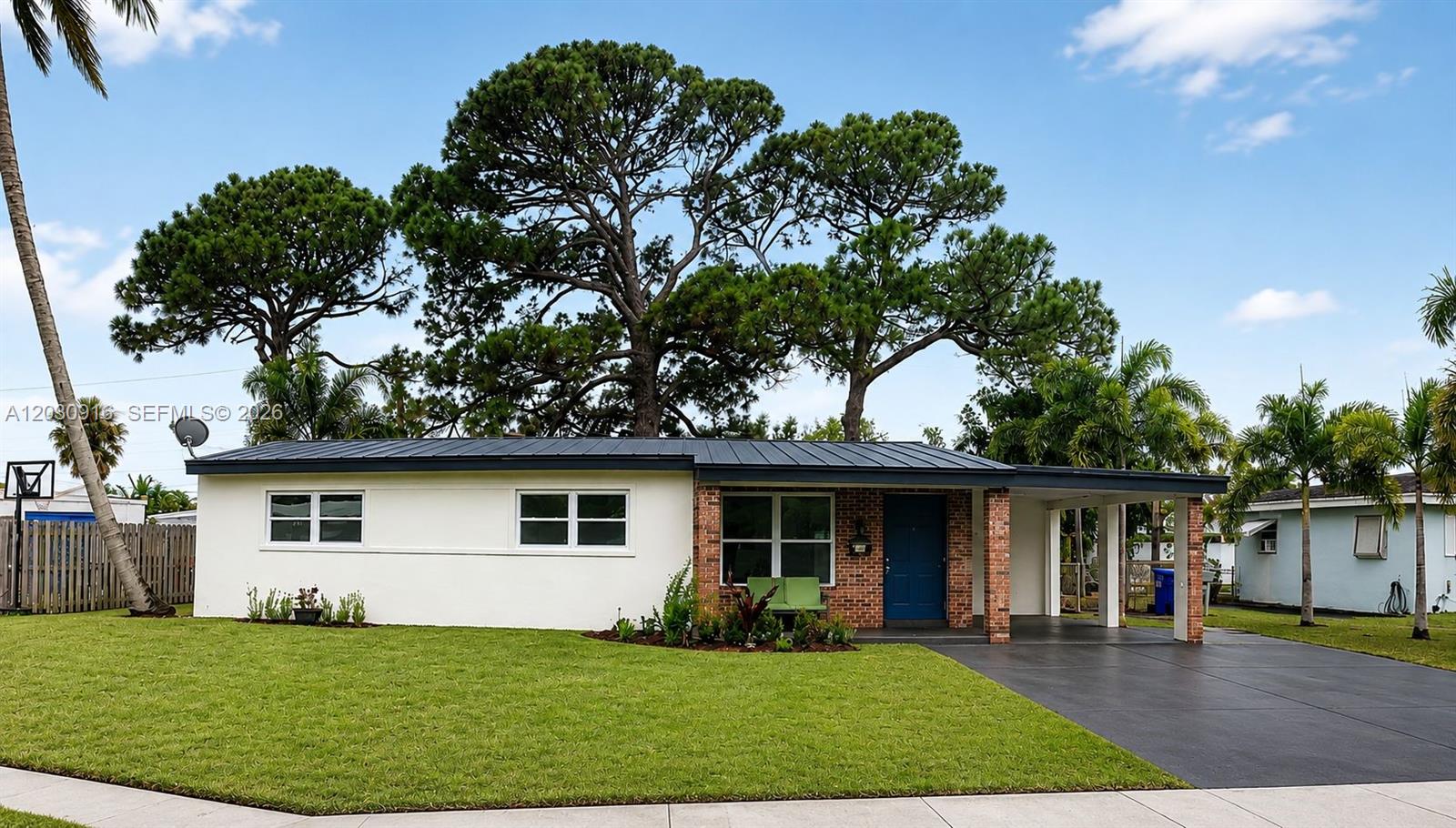 1029 SW 1st Ave, Pompano Beach FL 33060
