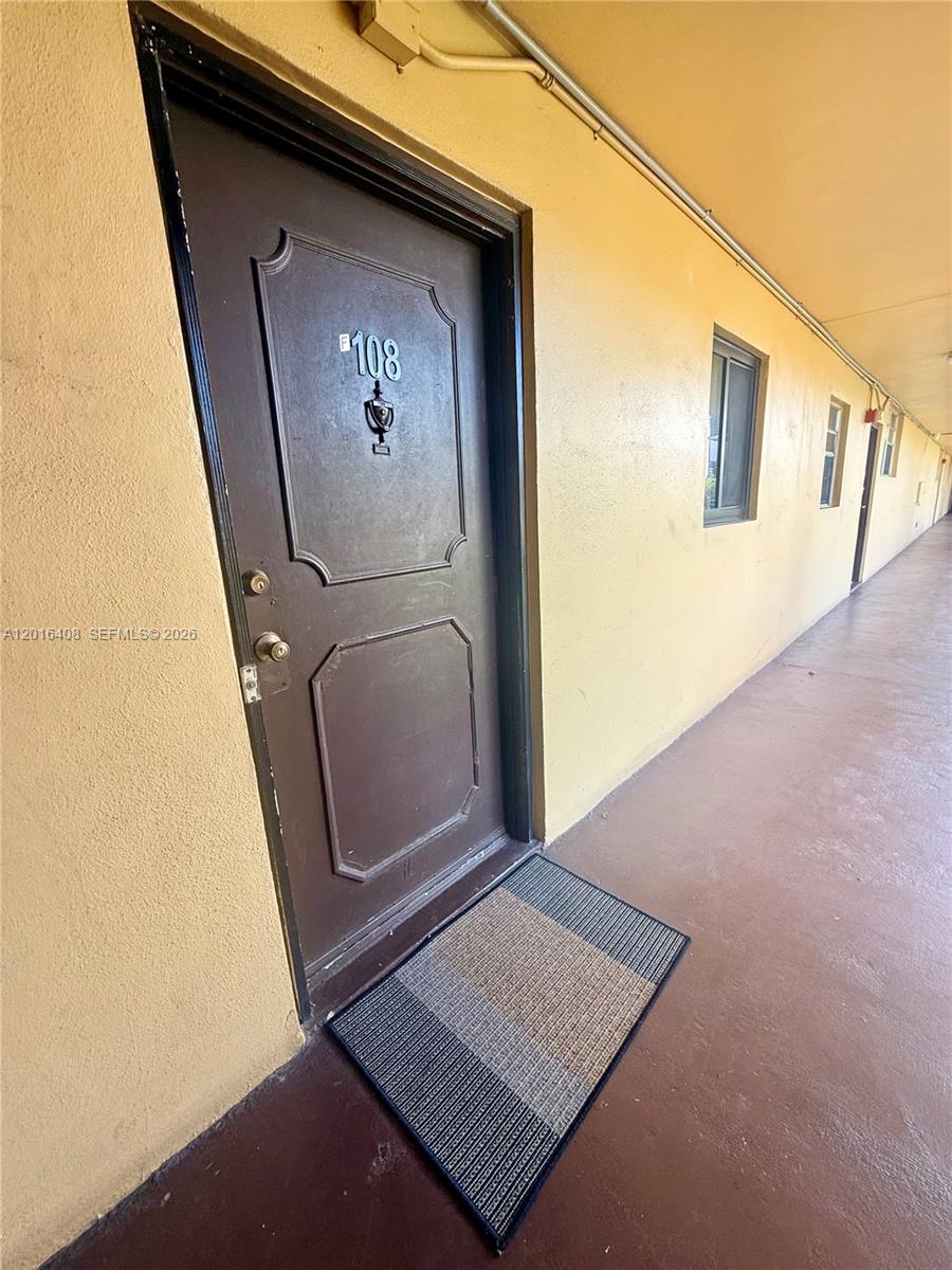 MIRAMAR, FL — photo 3 of 25