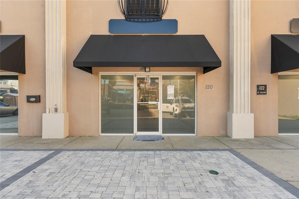 120 SW BROADWAY STREET
