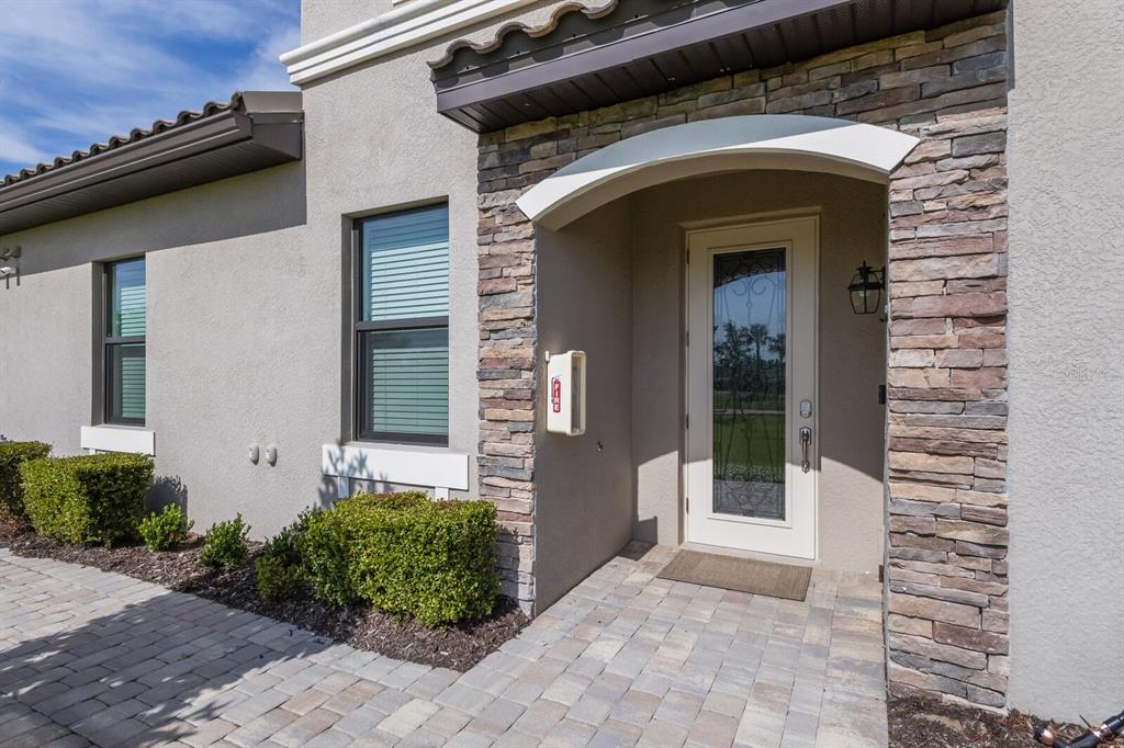 18117 GAWTHROP DRIVE UNIT 104, BRADENTON, FL — photo 4 of 30