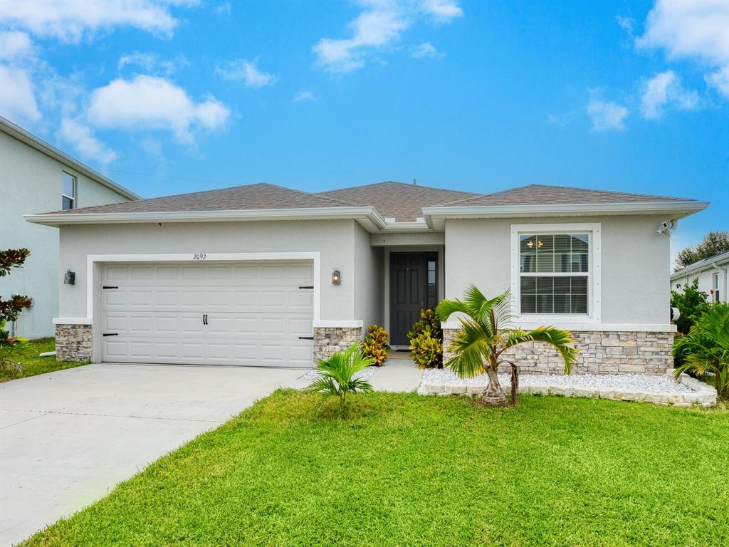 2092 MIDNIGHT PEARL DRIVE