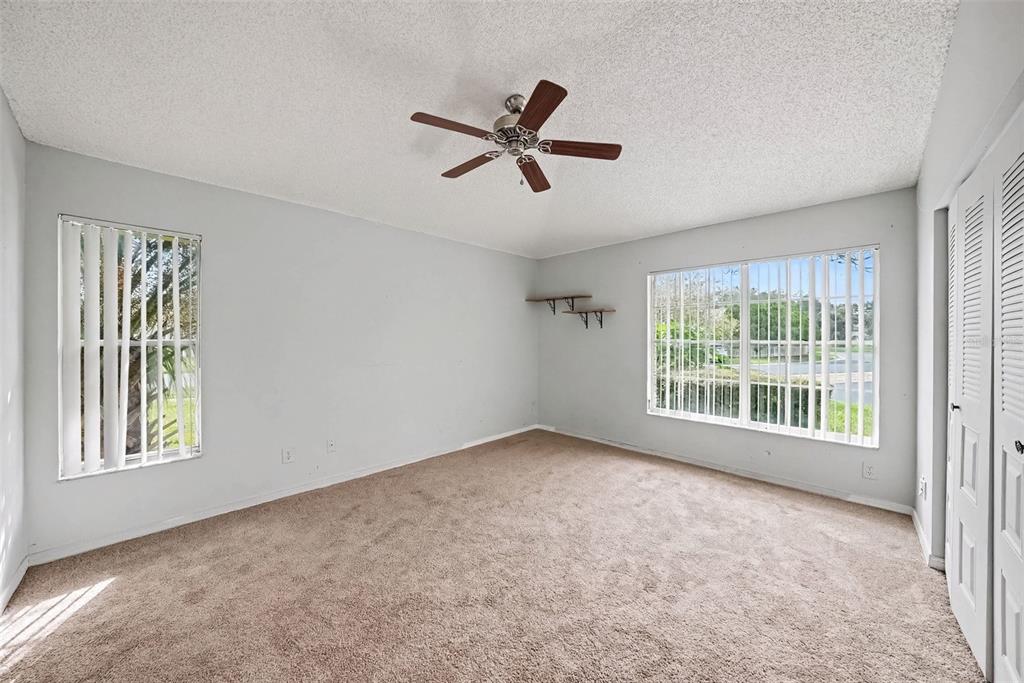 888 FRANKLIN CIRCLE, PALM HARBOR, FL — photo 4 of 26