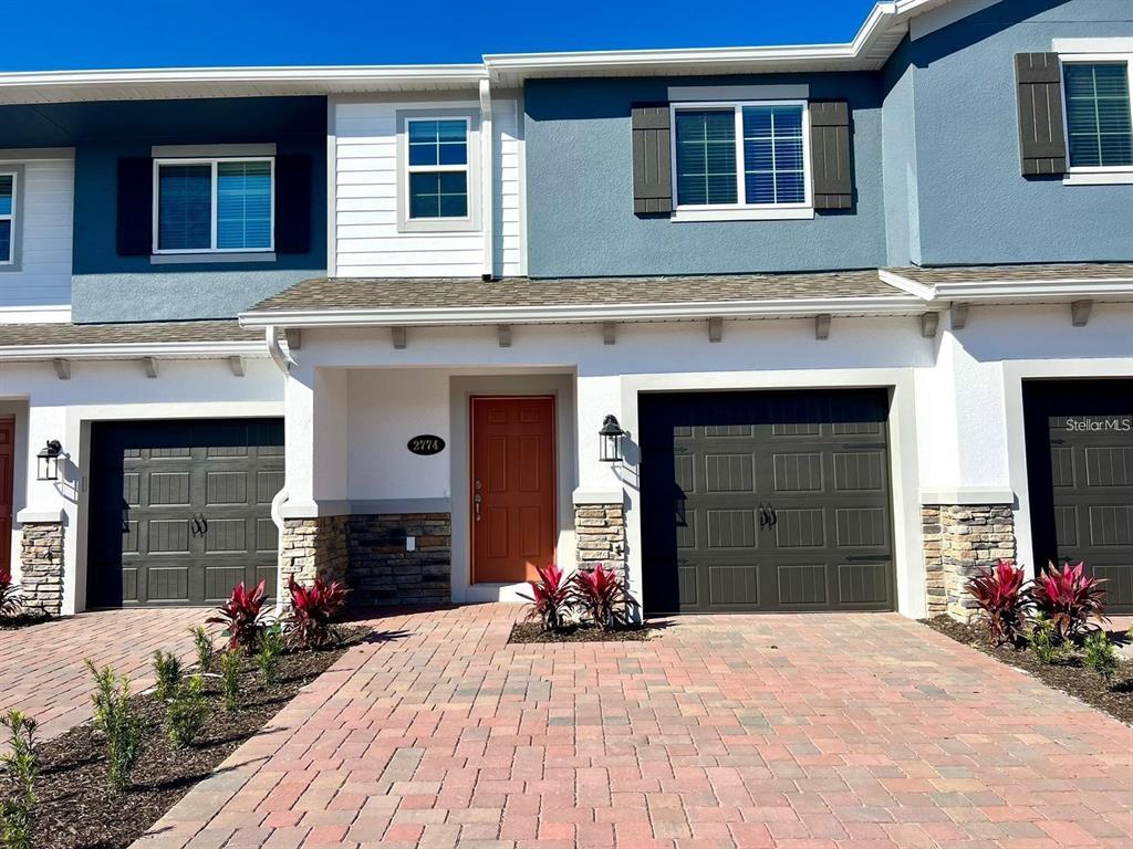 2774 NARCOOSSEE COMMONS WAY