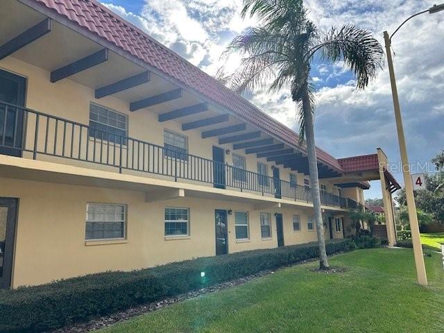 1845 S HIGHLAND AVENUE UNIT 4-9