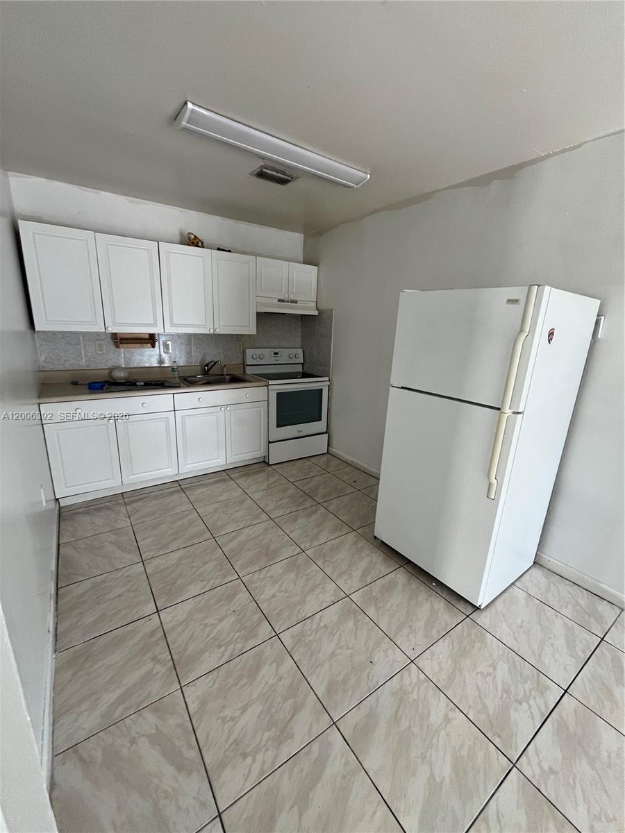 334 E 21st St # 5, Hialeah FL 33010