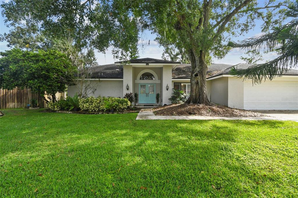 1905 HORSESHOE DRIVE
