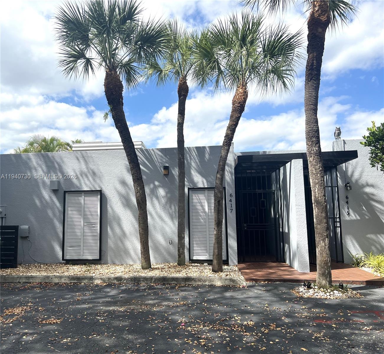 6417 Windmill Gate Rd, Miami Lakes FL 33014