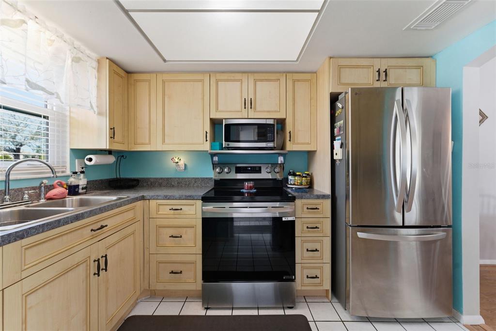 5061 LIVE OAK CIRCLE, BRADENTON, FL — photo 5 of 30