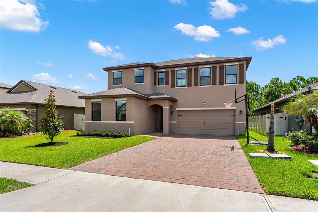 4697 BROOMSEDGE CIRCLE