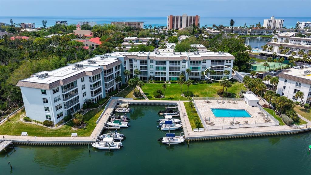 605 SUTTON PLACE UNIT 201