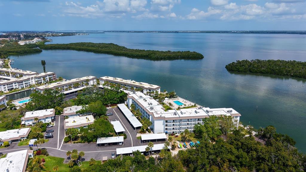 605 SUTTON PLACE UNIT 201, LONGBOAT KEY, FL — photo 2 of 30