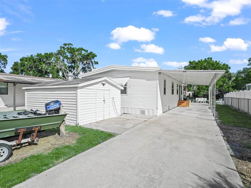 3012 HARBOR POINTE DRIVE