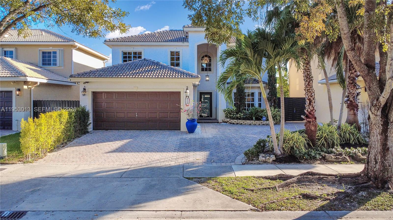 9008 SW 211th Ln, Cutler Bay FL 33189