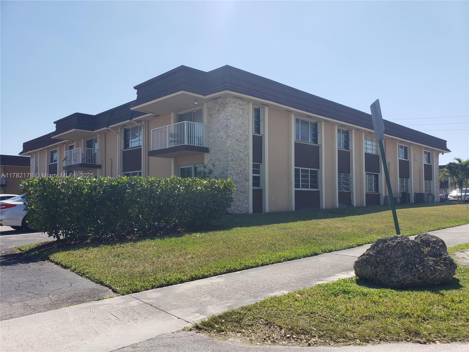 5575 SW 77th Ct # 103B, Miami FL 33155