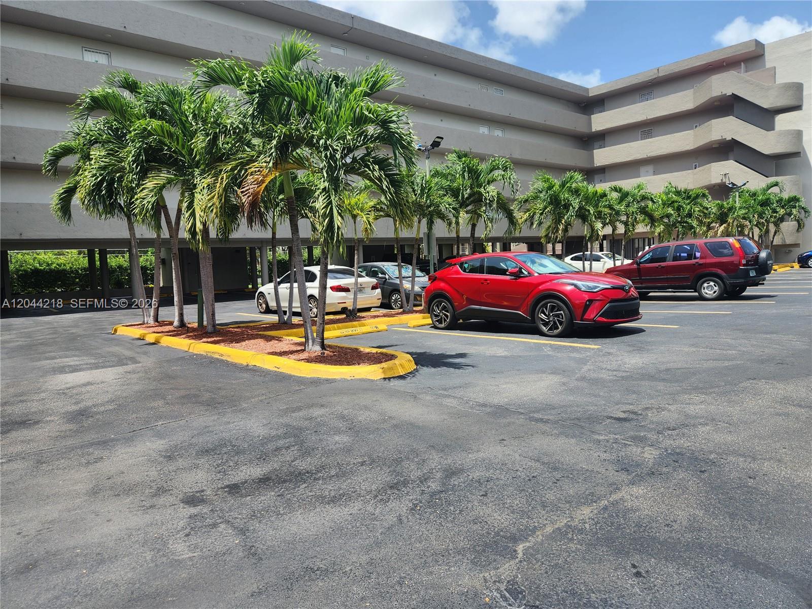 802 NW 87th Ave # 312, Miami FL 33172