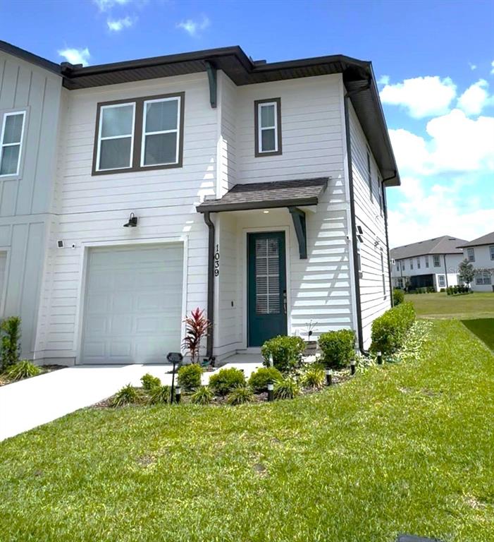 1039 PLANTATION LANE