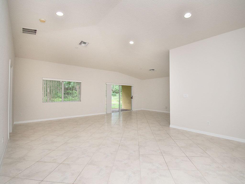 _WAY0121 — VERO BEACH, FL