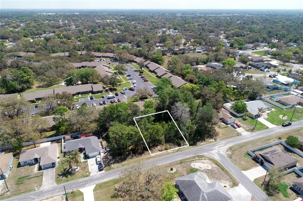 4072 TOMAHAWK AVENUE, SPRING HILL, FL — photo 2 of 20