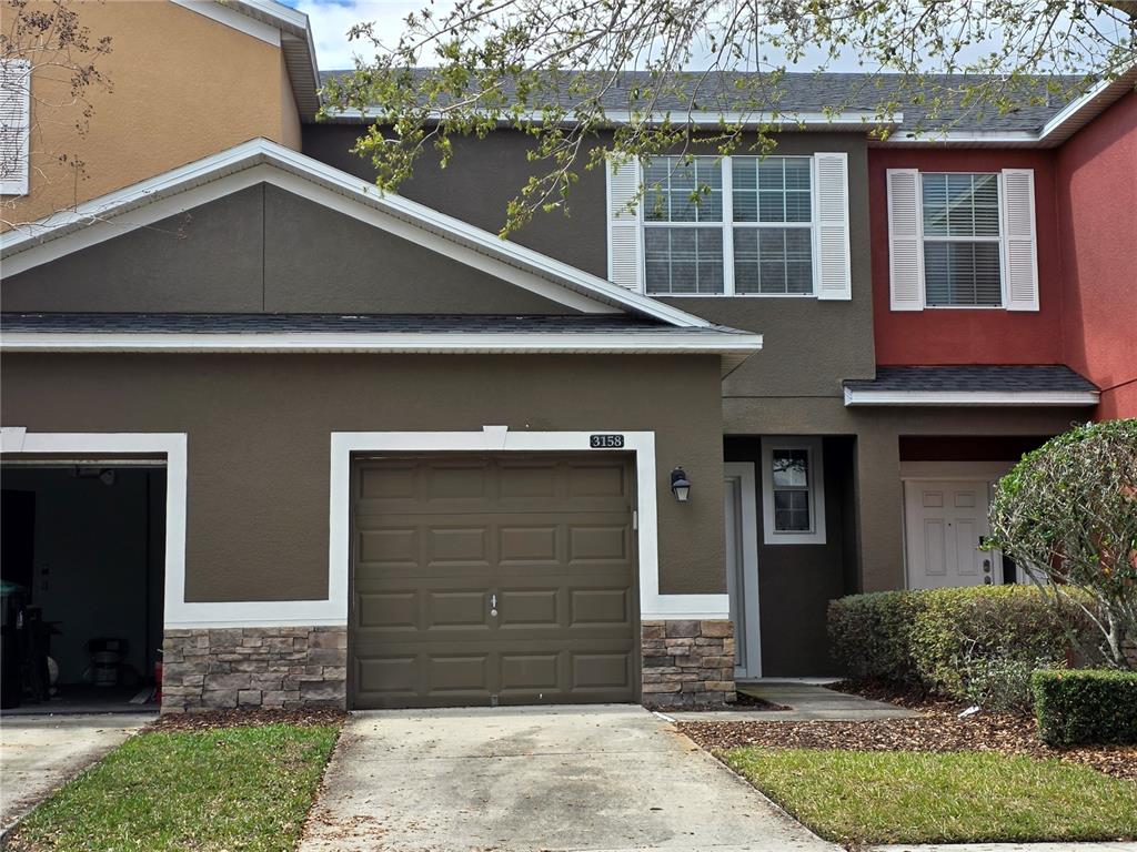 3158 RODRICK CIRCLE