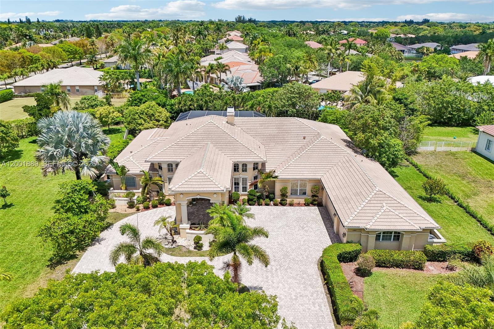 13457 Majestic Way, Cooper City FL 33330