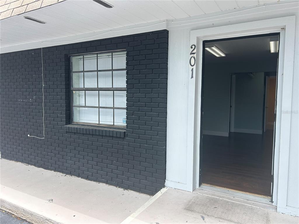 2945 NE 3RD STREET UNIT 201