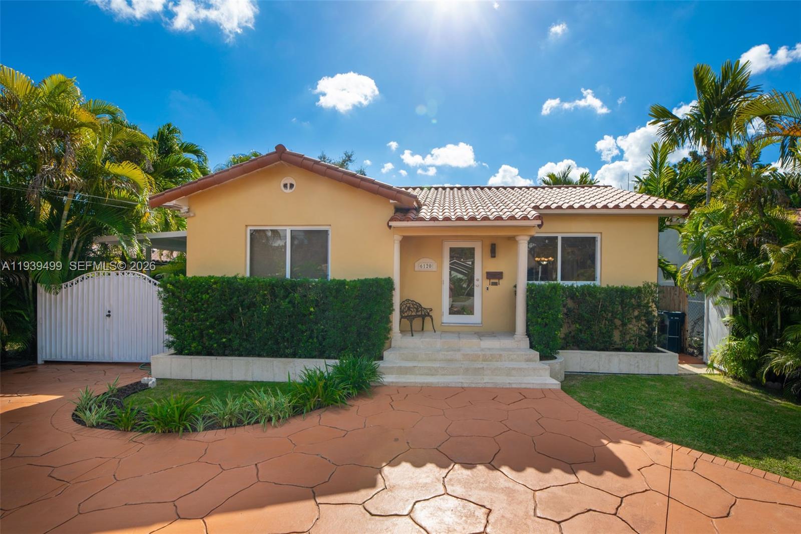 6120 SW 27th St, Miami FL 33155