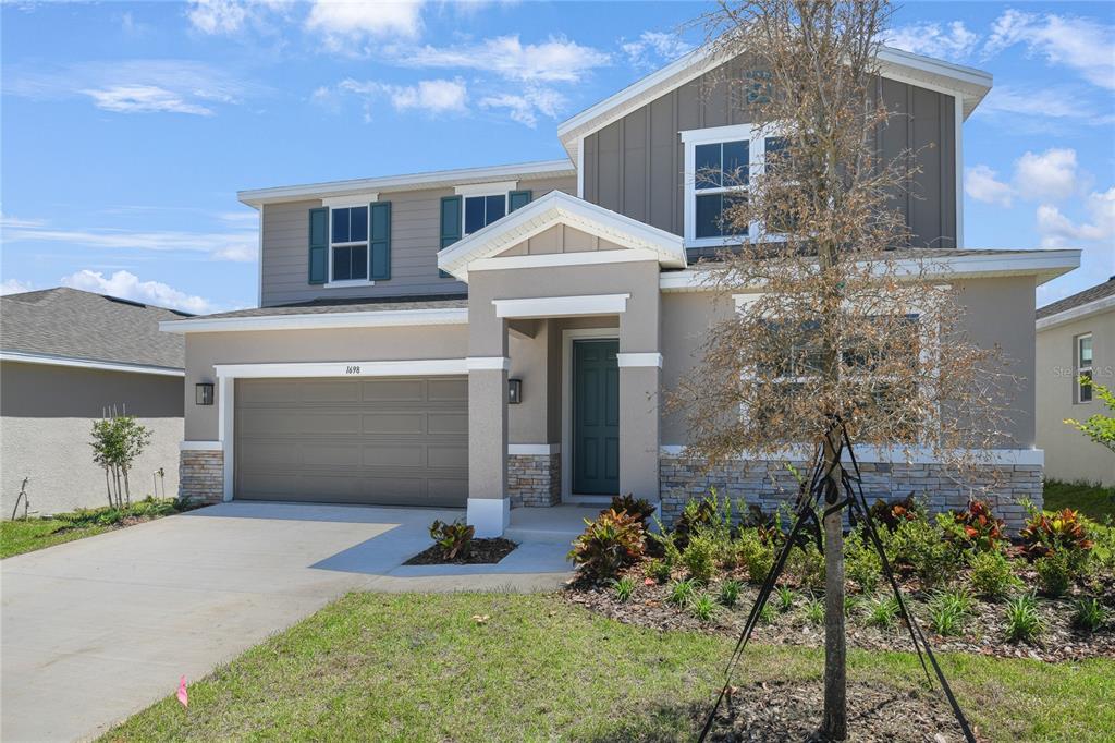 1698 SUGARBELLE CIRCLE